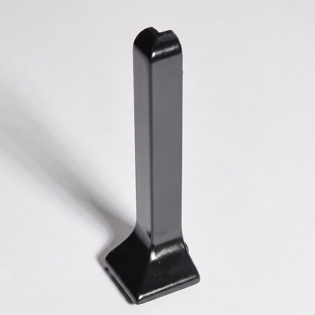 Angle extérieur de plinthe — PVC & accessoires