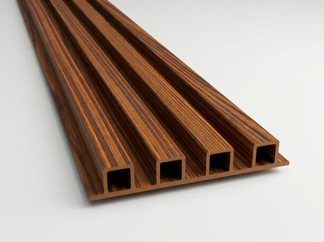 Lame de bardage PVC Noyer veiné — Lame de bardage PVC
